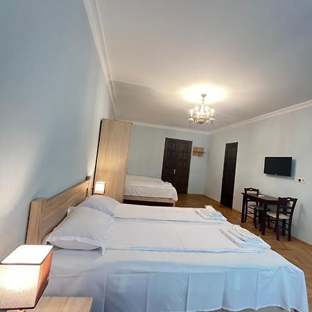 Vera City Center Apartment Tbilisi Eksteriør bilde
