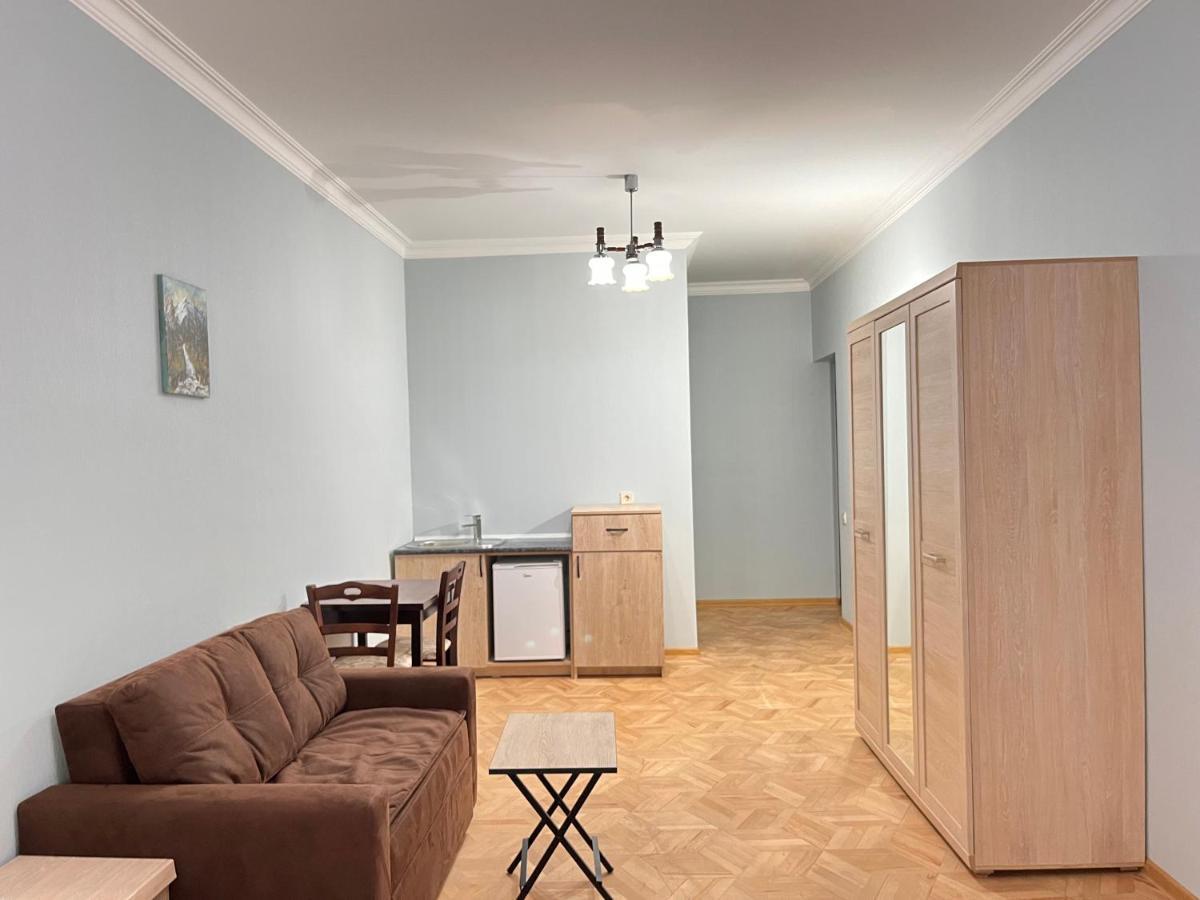 Vera City Center Apartment Tbilisi Eksteriør bilde
