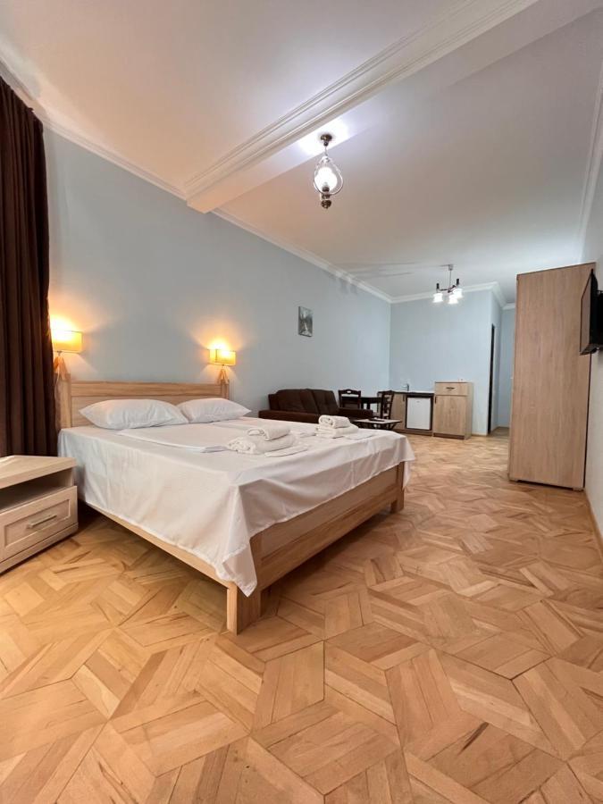 Vera City Center Apartment Tbilisi Eksteriør bilde